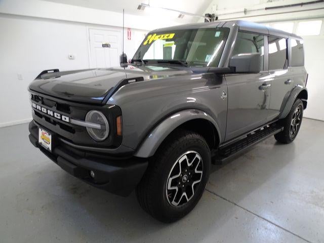 2024 Ford Bronco Outer Banks