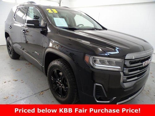 2023 GMC Acadia AT4