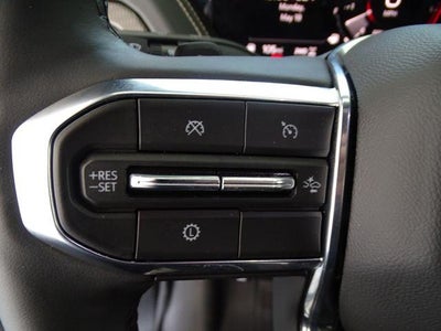 2025 GMC Yukon Elevation