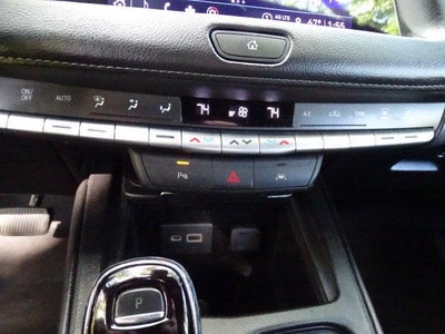 2023 Cadillac XT4 AWD Premium Luxury