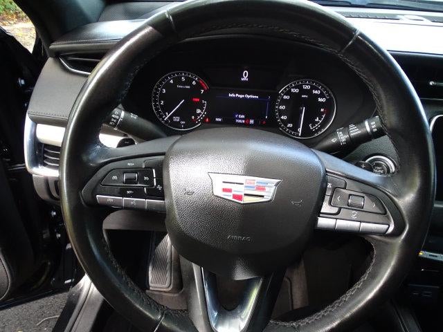 2023 Cadillac XT4 AWD Premium Luxury