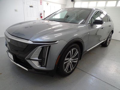 2024 Cadillac LYRIQ Luxury 1