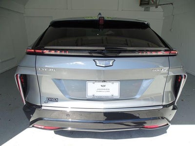 2024 Cadillac LYRIQ Luxury 1