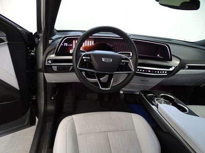 2024 Cadillac LYRIQ Luxury 1