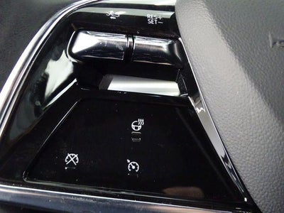 2024 Cadillac LYRIQ Luxury 1