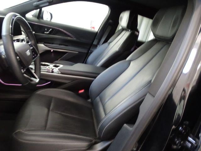 2024 Cadillac LYRIQ Luxury 2