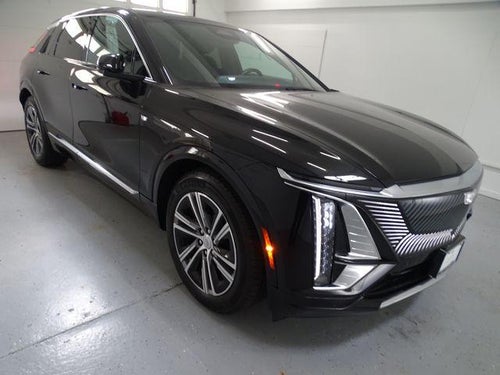 2024 Cadillac LYRIQ Luxury 2