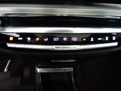 2024 Cadillac LYRIQ Luxury 2