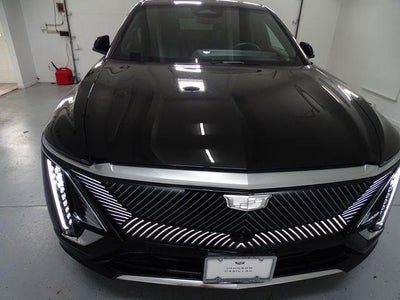 2024 Cadillac LYRIQ Luxury 2
