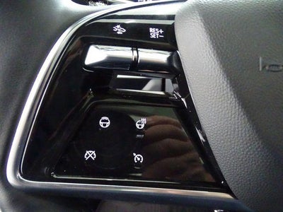 2024 Cadillac LYRIQ Luxury 2