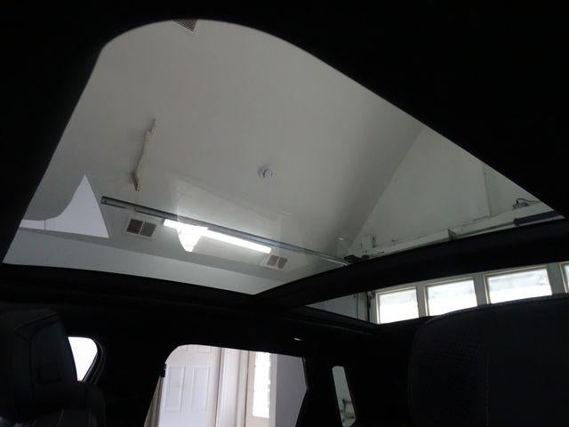 2024 Cadillac LYRIQ Luxury 3