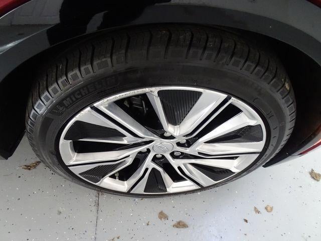 2024 Cadillac LYRIQ Luxury 3