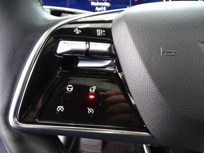 2024 Cadillac LYRIQ Luxury 3