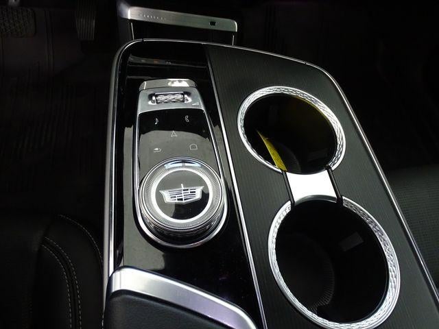 2024 Cadillac LYRIQ Luxury 3