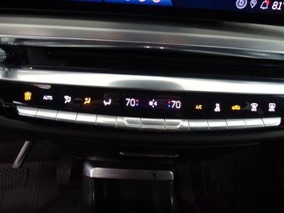 2024 Cadillac LYRIQ Luxury 3