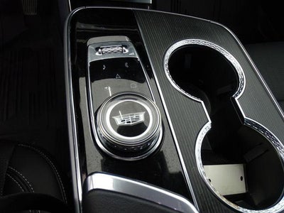 2025 Cadillac LYRIQ Luxury 3