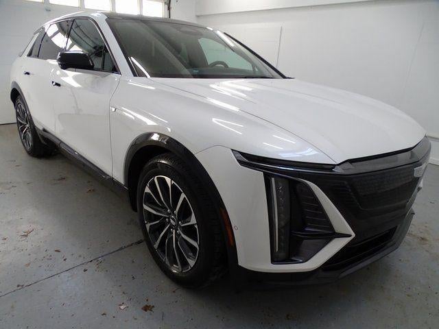 2024 Cadillac LYRIQ Sport 1