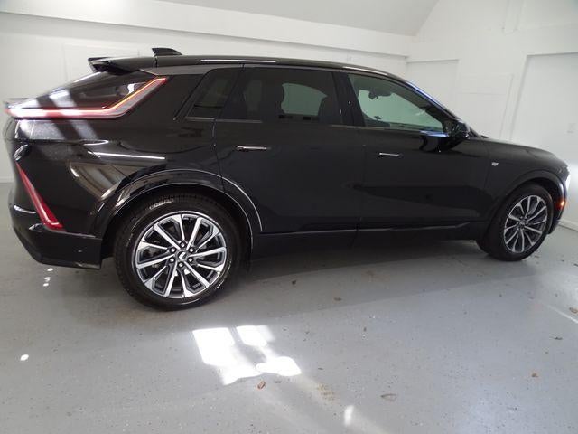 2024 Cadillac LYRIQ Sport 2