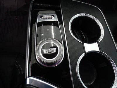 2024 Cadillac LYRIQ Sport 2