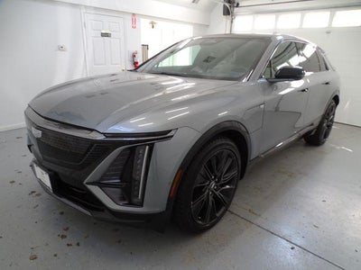 2024 Cadillac LYRIQ Sport 3