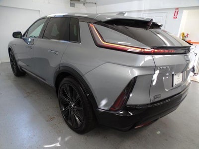 2024 Cadillac LYRIQ Sport 3