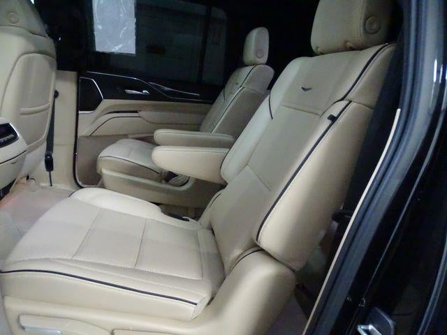 2023 Cadillac Escalade ESV Premium Luxury