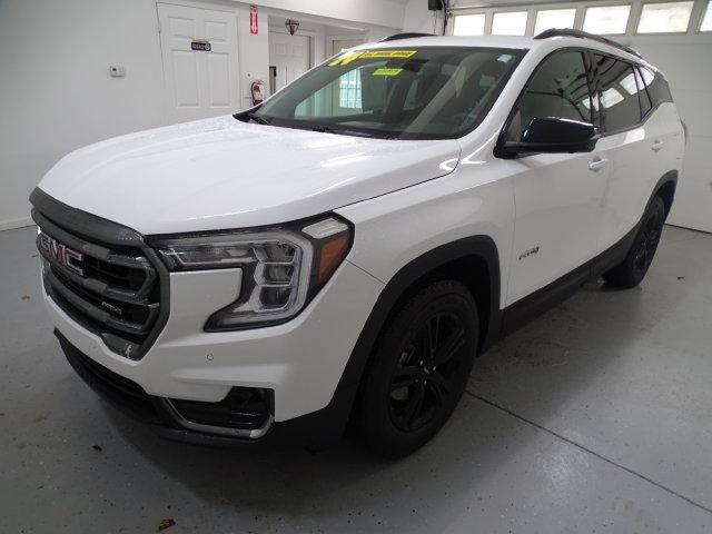 2024 GMC Terrain AT4
