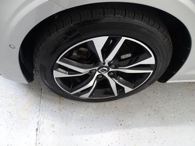 2024 Volvo S60 Plus Dark Theme