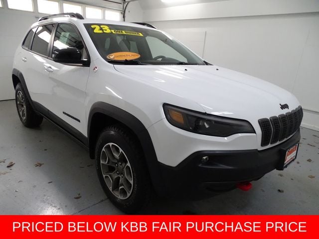 2023 Jeep Cherokee Trailhawk