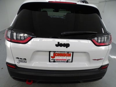 2023 Jeep Cherokee Trailhawk