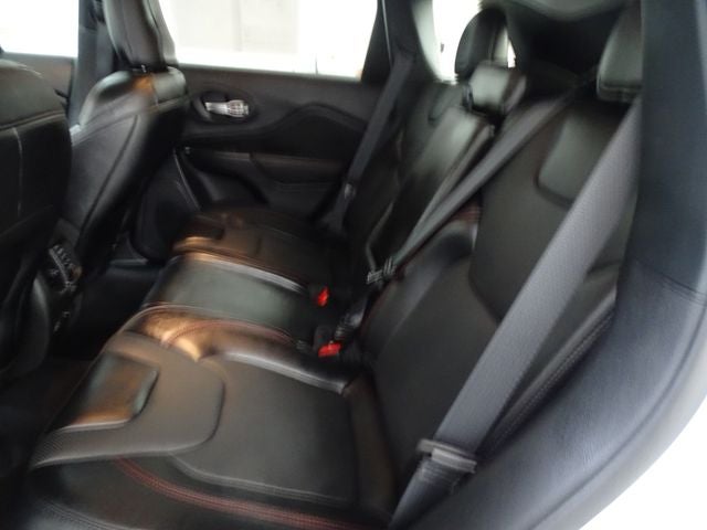 2023 Jeep Cherokee Trailhawk