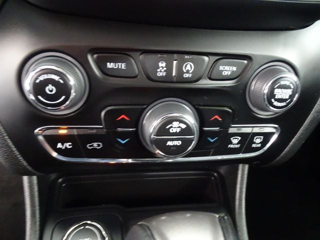 2023 Jeep Cherokee Altitude