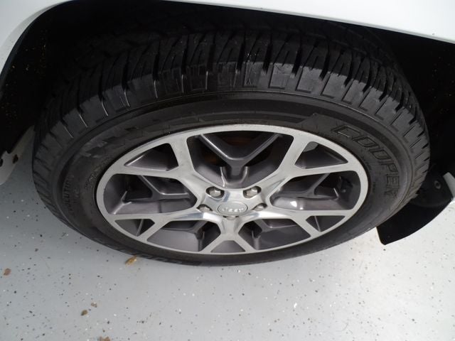 2020 Jeep Grand Cherokee Overland