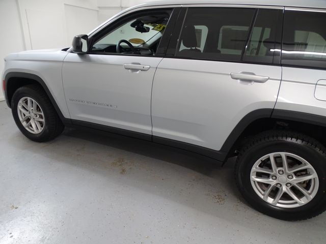 2023 Jeep Grand Cherokee Laredo X