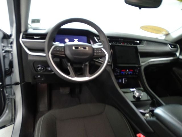 2023 Jeep Grand Cherokee Laredo X