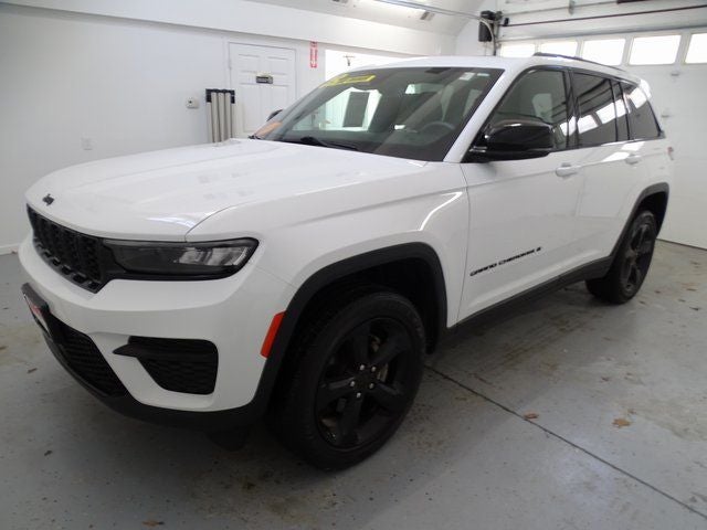 2023 Jeep Grand Cherokee Altitude