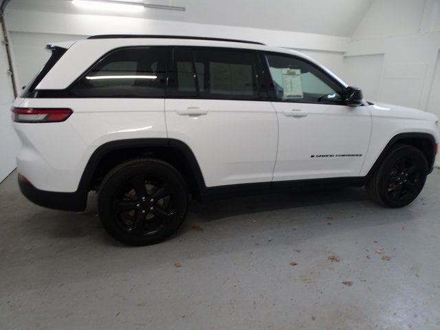 2023 Jeep Grand Cherokee Altitude