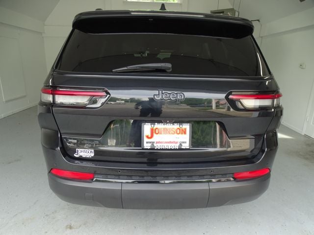 2022 Jeep Grand Cherokee L Altitude