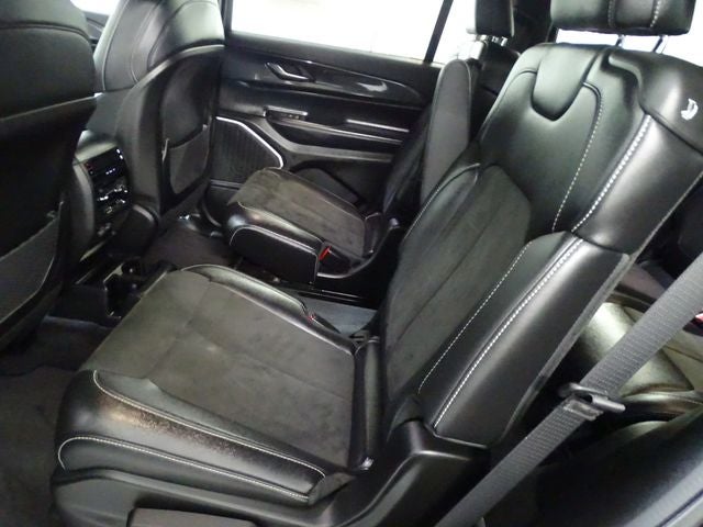 2022 Jeep Grand Cherokee L Altitude