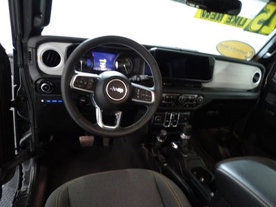 2025 Jeep Wrangler Sahara 4xe