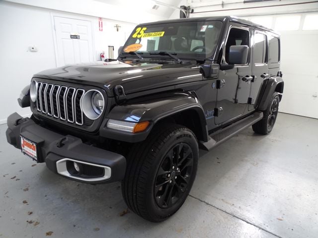 2025 Jeep Wrangler Sahara 4xe