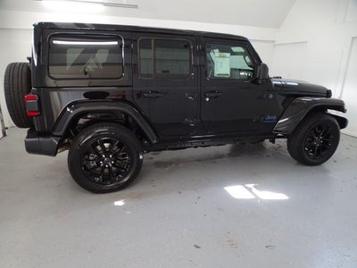 2025 Jeep Wrangler Sahara 4xe