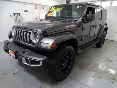 2025 Jeep Wrangler Sahara 4xe