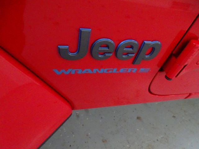 2025 Jeep Wrangler Sahara 4xe