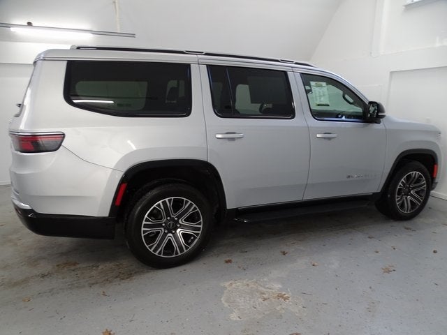 2025 Jeep Wagoneer Base