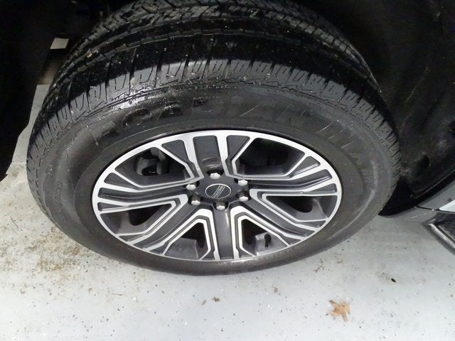 2025 Jeep Wagoneer Base