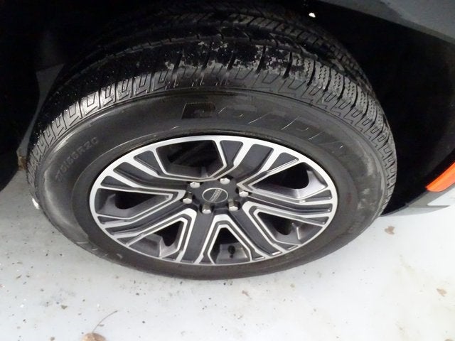 2025 Jeep Wagoneer Base