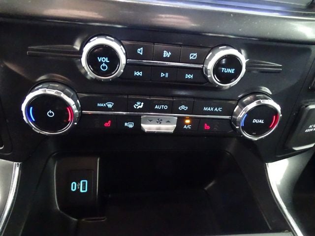 2022 Ford F-150 Base