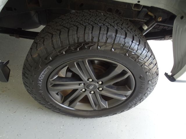 2022 Ford F-150 Base