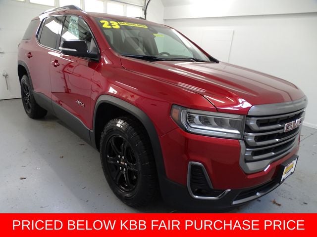 2023 GMC Acadia AT4